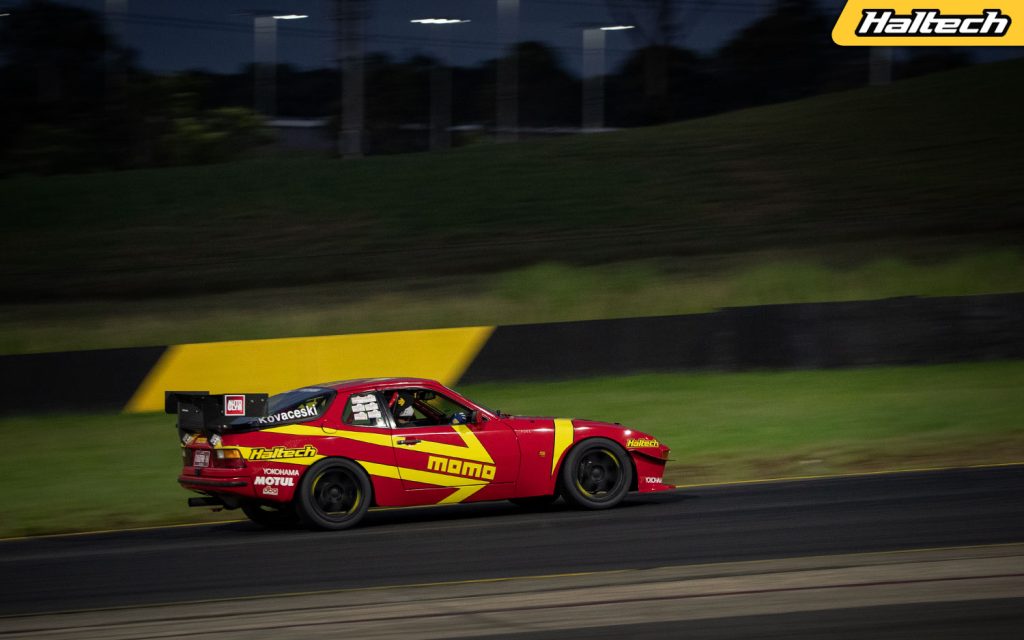porsche 944