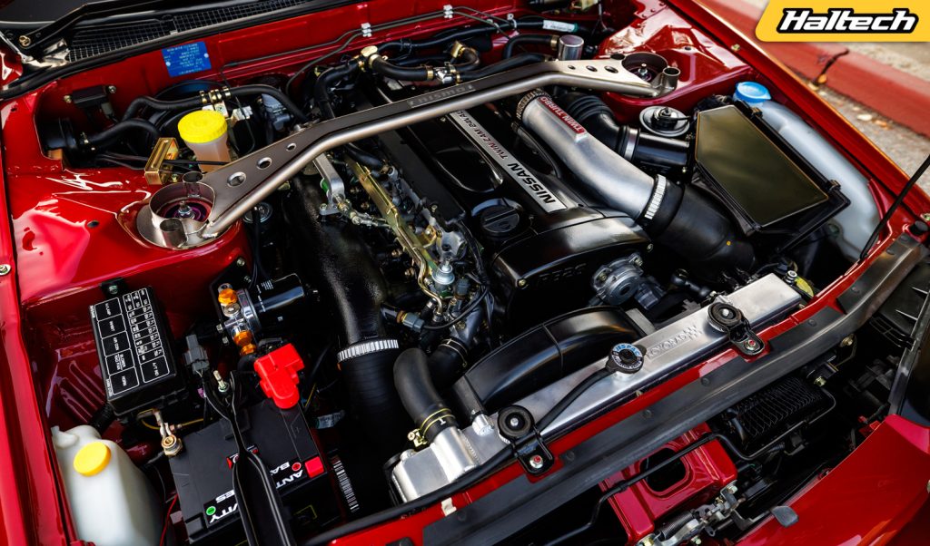 Larry Chen Nissan R32 GTR