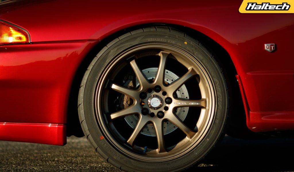 Larry Chen Nissan R32 GTR